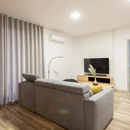 Apartment 23 Park *